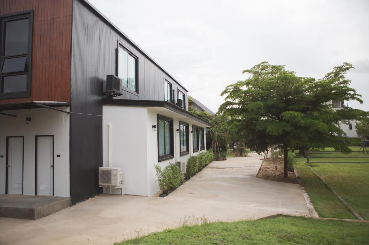 Hotel Karpenter Lampang Exterior foto